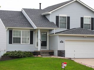 17709 Edna St, Omaha, NE 68136