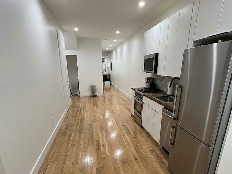482 Onderdonk Ave #1L — Photo 5