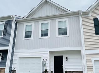 555 Locust Run Dr, York, PA 17404