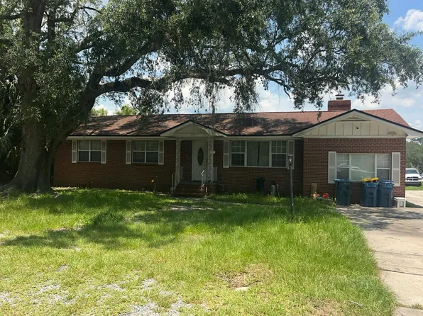 2955 Ribault Scenic Dr, Jacksonville, FL 32208