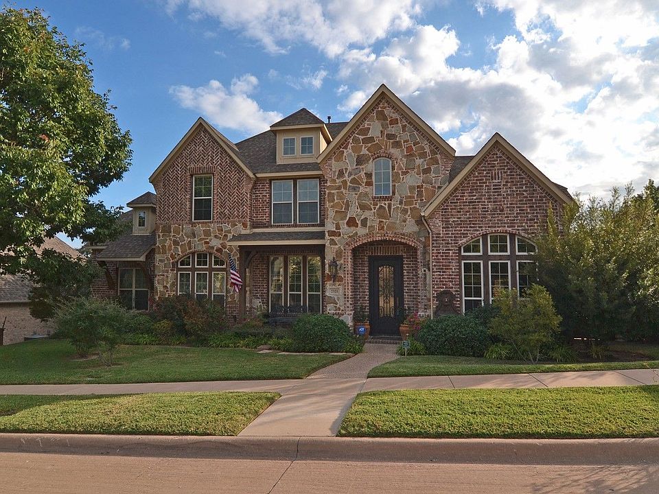1st image of 2321 Highgate Dr