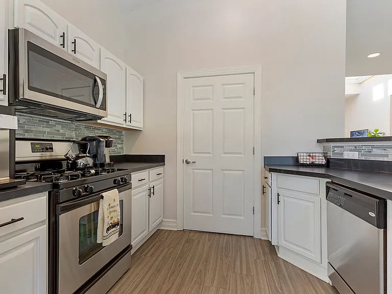 The Apartments at Canterbury — Photo 7