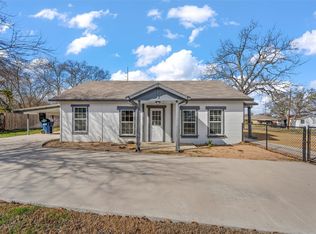 601 Eagle Dr, Eddy, TX 76524