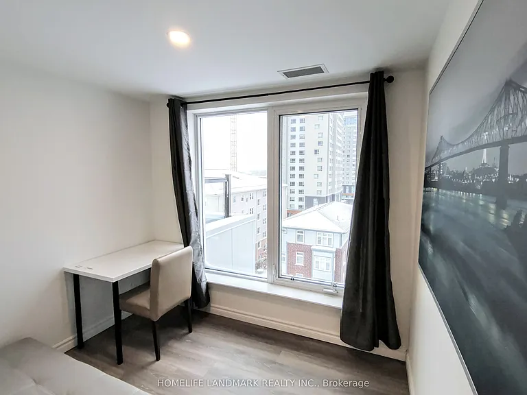 268 Lester St #711 — Photo 4