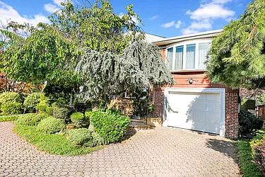 2708 East 66th Street 