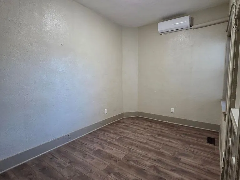 1000 Carteret Ave #3 — Photo 12