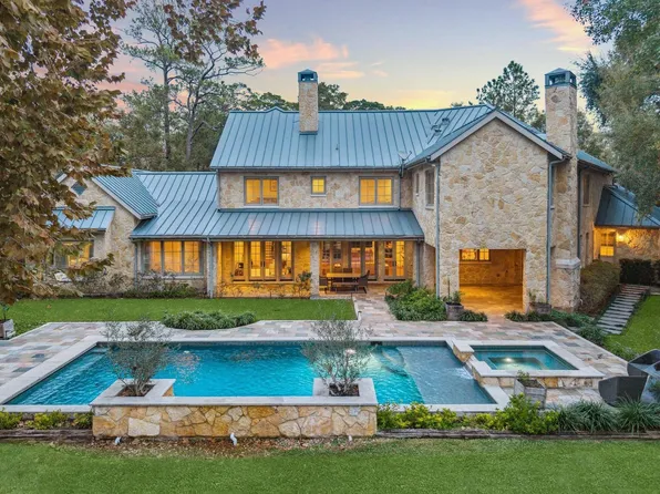 7 Leisure Ln, Houston, TX 77024