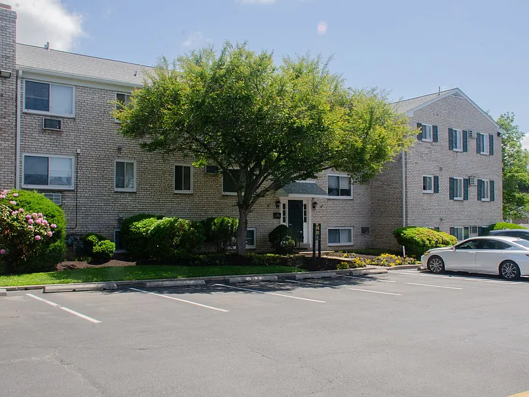 700 Cherry Tree Rd — Photo 9