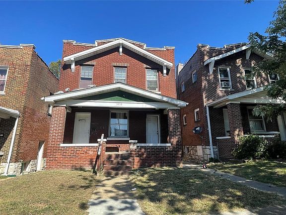 2nd image of 3953 Tholozan Ave