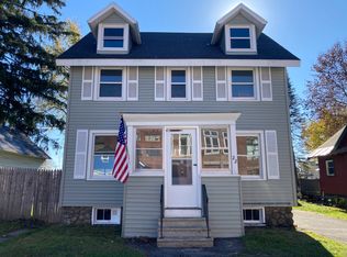 22 Delaware Ave, Gloversville, NY 12078