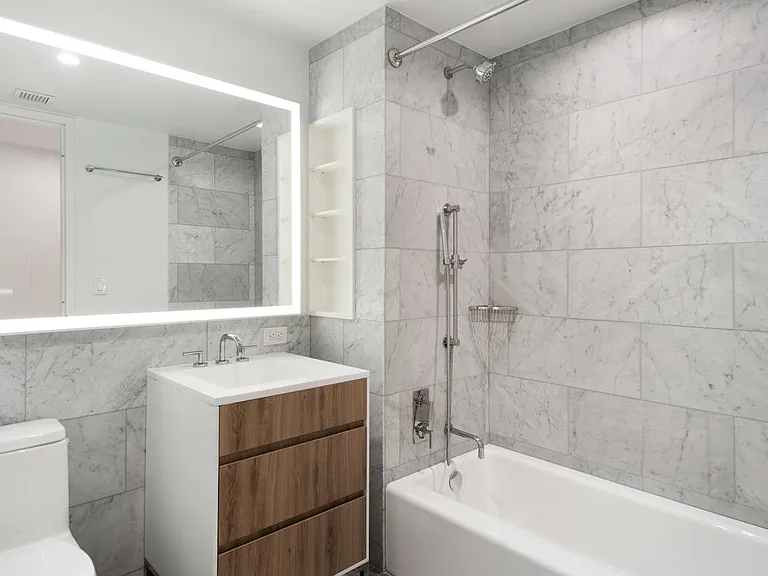 662 Pacific St #9Q — Photo 14