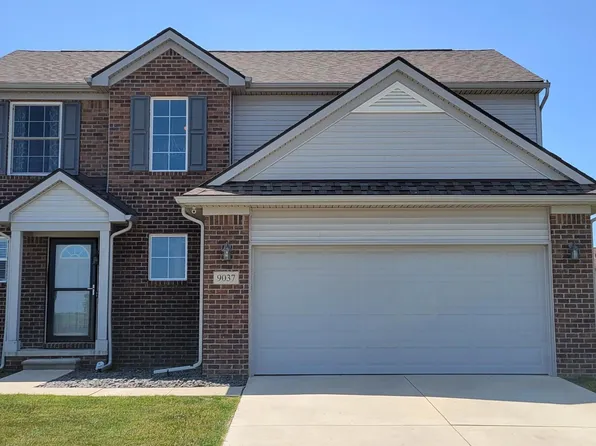9037 Rock Harbor Dr, Newport, MI 48166