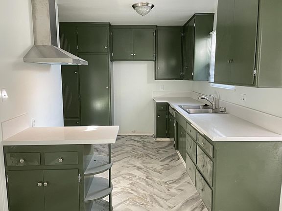 2nd image of 204 S 2nd Ave Unit 206
