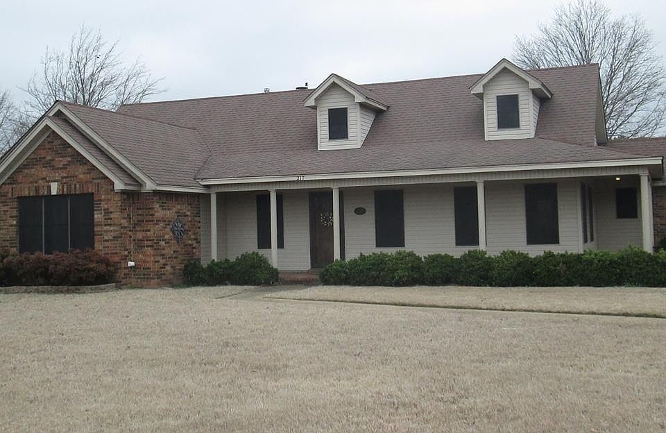 1st image of 217 Blair Dr