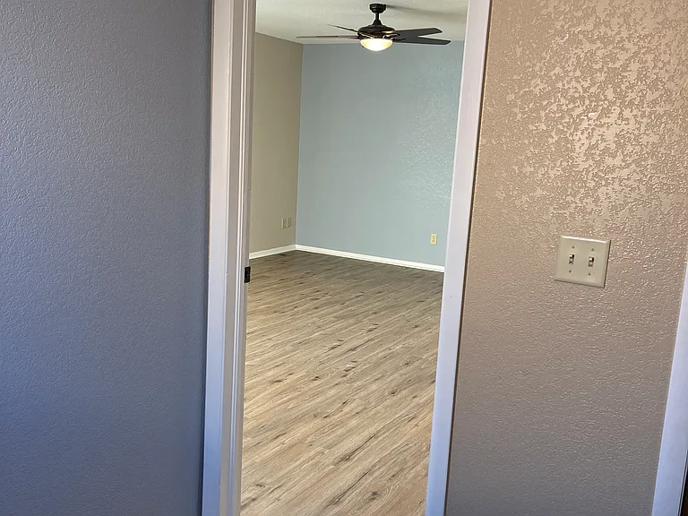 Boswell Dr — Photo 16