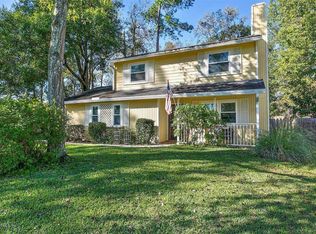 8258 Weybridge Dr, Jacksonville, FL 32244