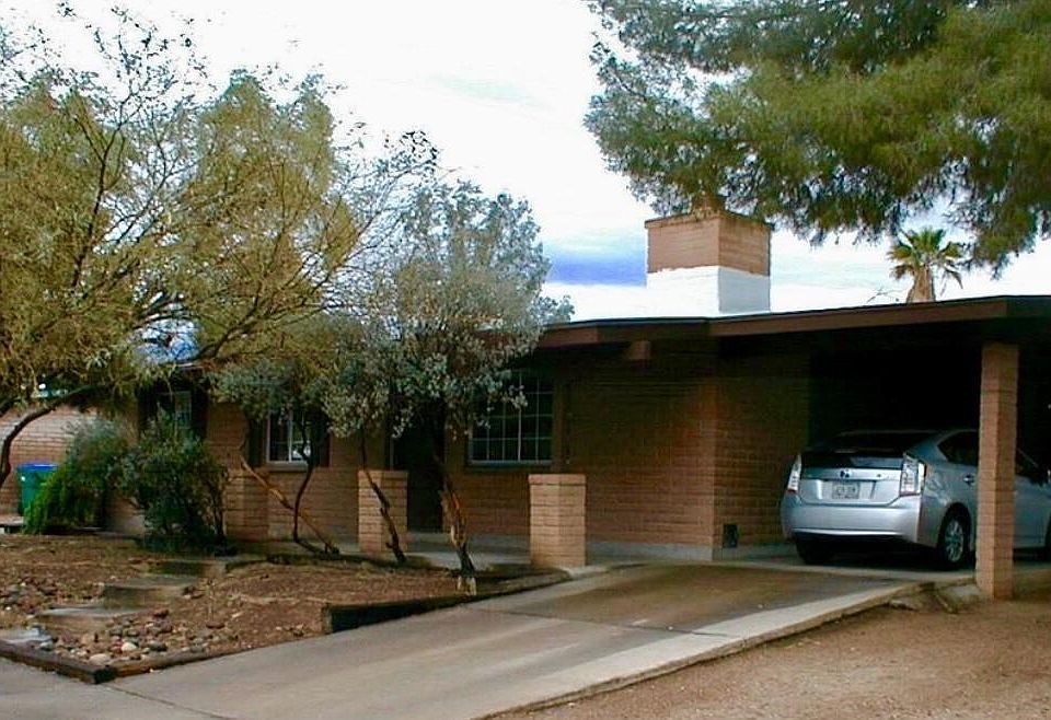 Welcome to 7862 N Jensen Dr