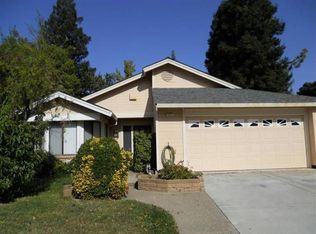 1611 Rockybend Dr, Sacramento, CA 95833