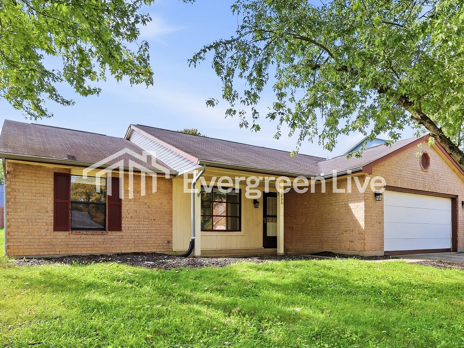 3 bed, 2.0 bath, 1500 sqft, $1,595 — Photo 2