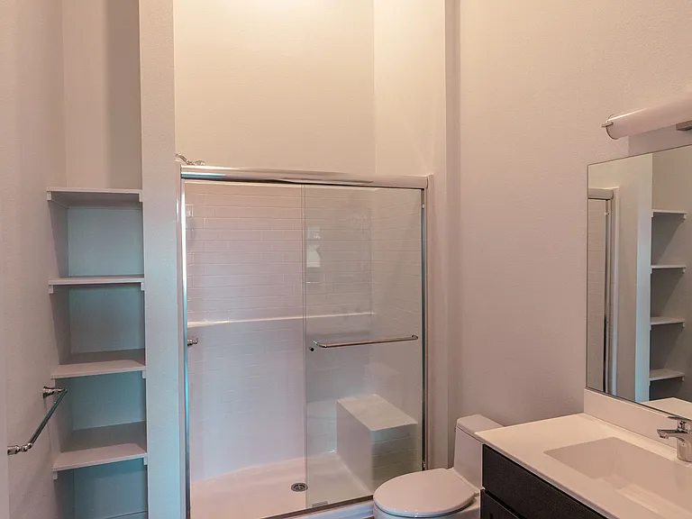 Vela Apartments — Photo 17