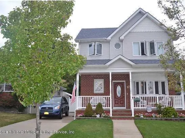 17 Sheridan Ct, Staten Island, NY 10306
