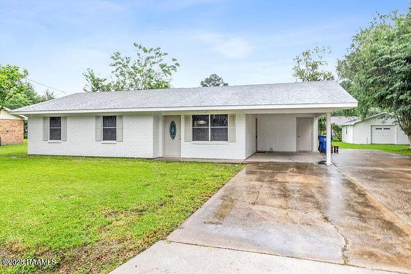 1st image of 240 Gulf Rose Dr