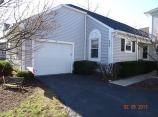 806 Bay Harbor Dr, Maineville, OH 45039