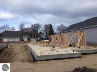 324 W 13th St, Traverse City, MI