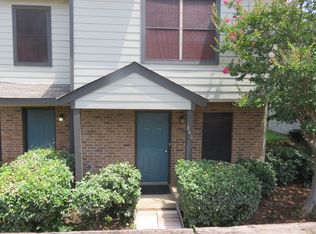 860 W Collins St, Denton, TX 76201
