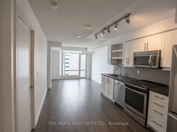 525 Adelaide St W, Toronto, ON
