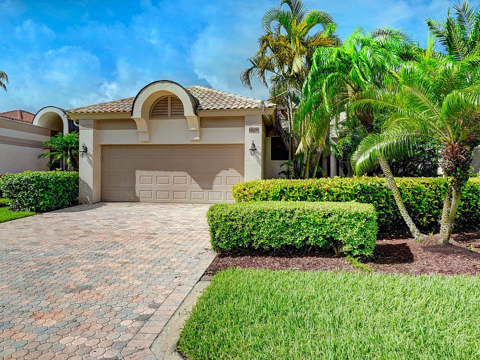 Home For Sale In Broken Sound Country Club