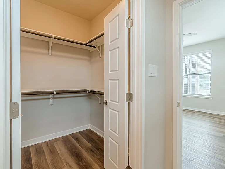 711 S Frio St #1301 — Photo 15