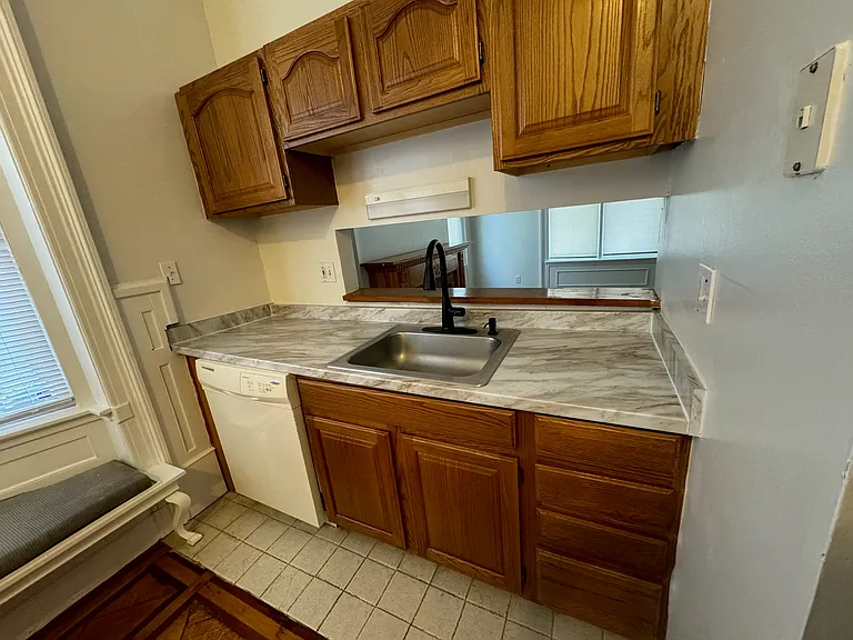 97 Wethersfield Ave #1 — Photo 6