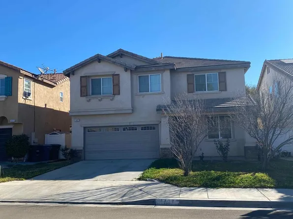 1427 Plaza Way, Perris, CA 92570