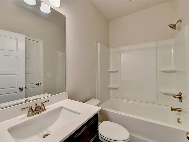 1622 Dover Creek Ln — Photo 25