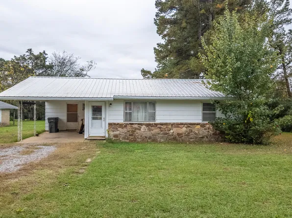 70 Cook Rd, Batesville, AR 72501