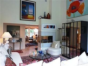 4th image of 10 Riverview Ct