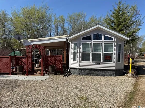14 Regional Park ROAD, Wakaw Lake, SK S0K 4P0
