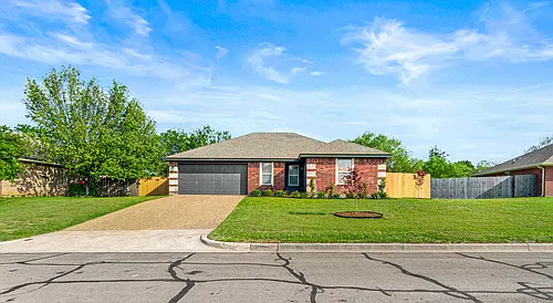 20400 Comal St Photo 1 20400 Comal St Photo 1