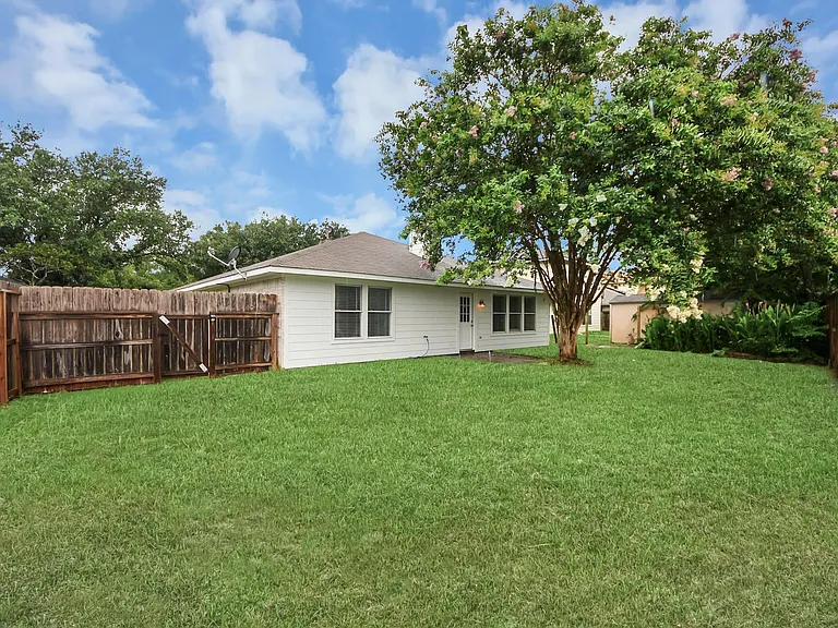 14610 Hazy Ridge Ln — Photo 41