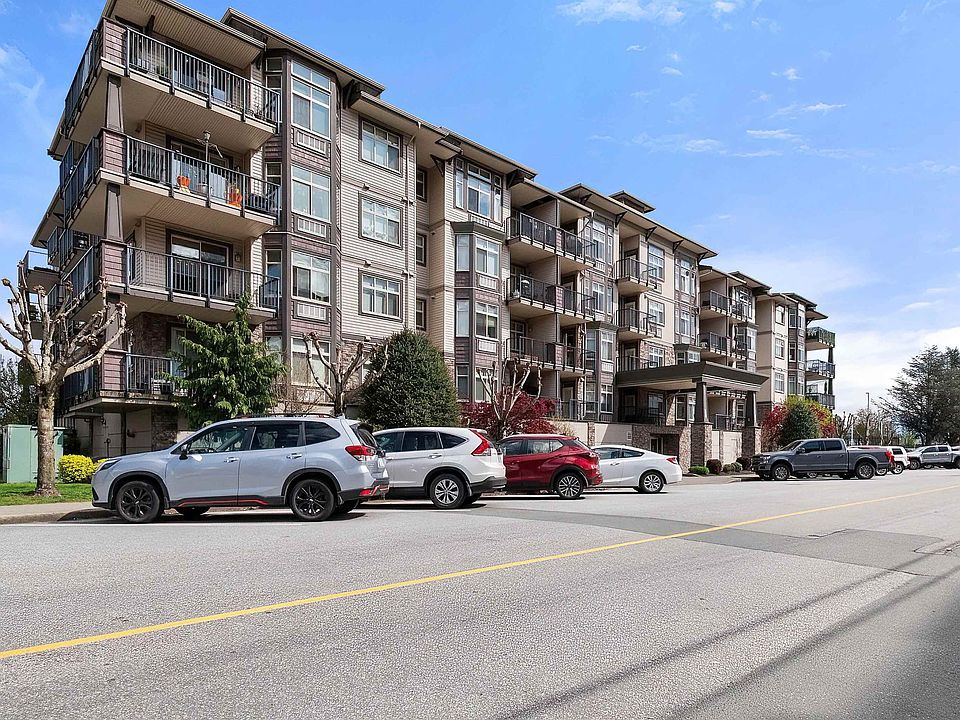 1st image of 45893 Chesterfield Ave #207