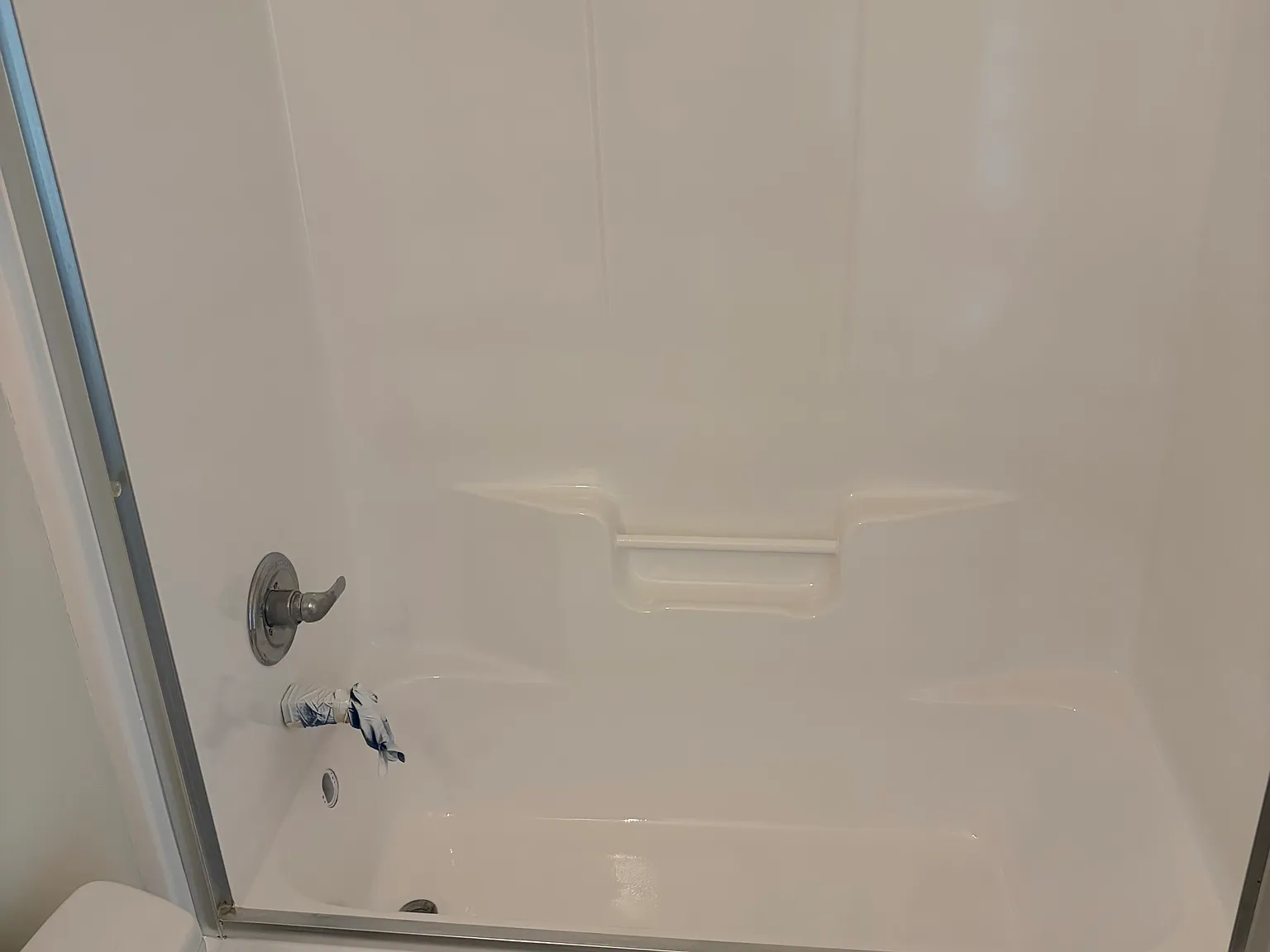 2 bed, 900 sqft, $1,350 — Photo 2