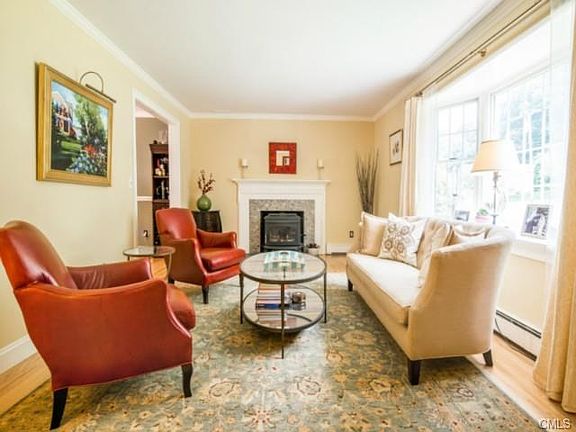 Living Room from entry