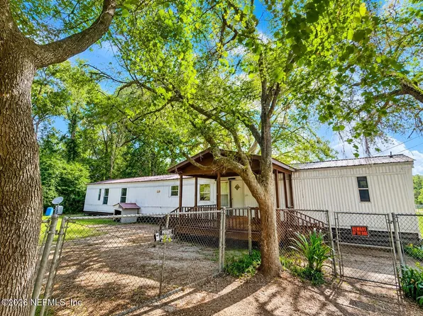 222 PINE Street, Hawthorne, FL 32640