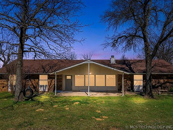 3rd image of 36335 Pinehill Rd