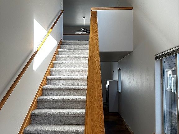 4th image of 128 N Hanley Ave #A