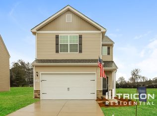 1449 Nia Rd, Charlotte, NC 28215