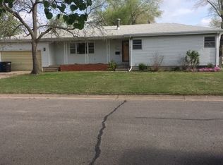 614 E Kansas Ave, Augusta, KS 67010