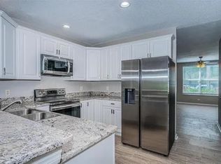 10412 Heron Lake Dr, Riverview, FL 33578