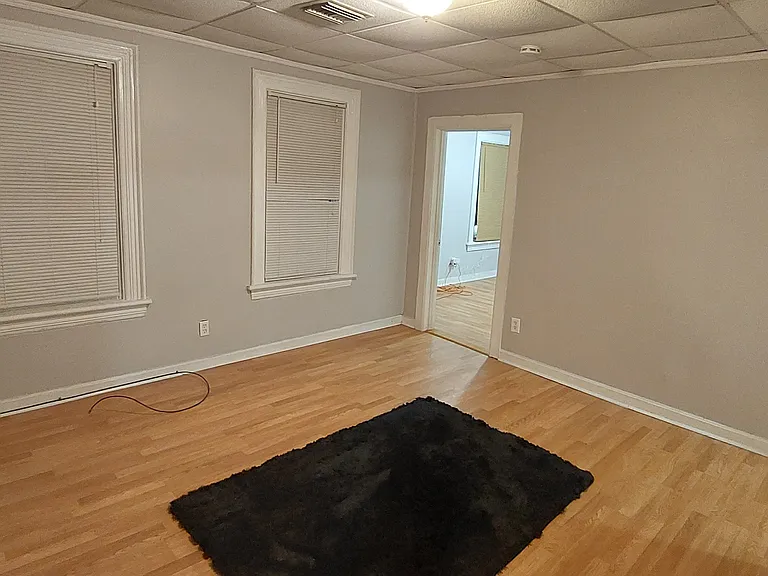 266 Pine St #B — Photo 7